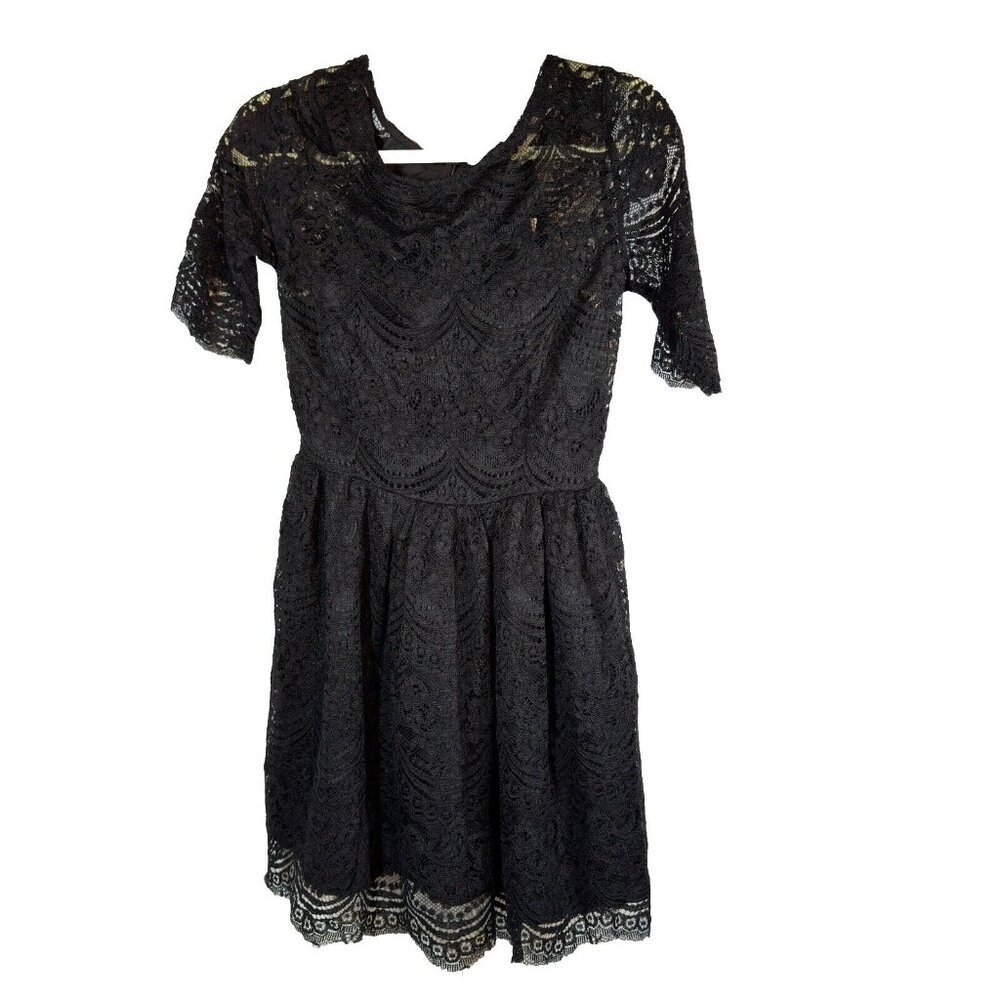 Cupcakes and Cashmere Dress Women’s Black Lace short‎ sleeves Size 2 Whimsigoth